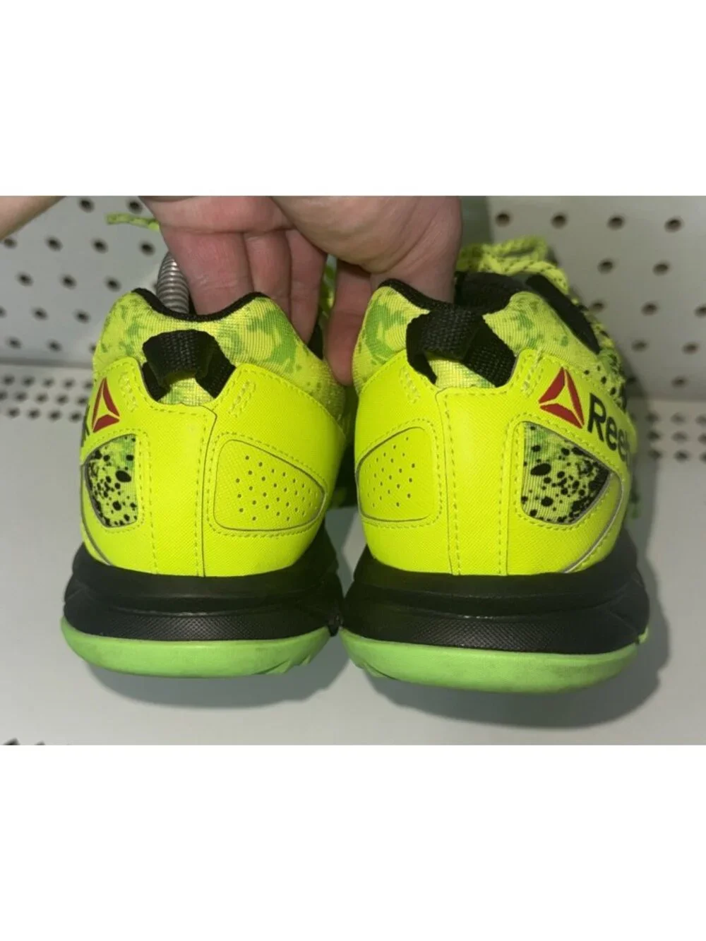 Reebok Trail Warrior Mens Athletic Trail Running Shoes Size 9 Neon Green Black